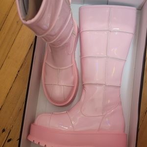 Demonia pink boots